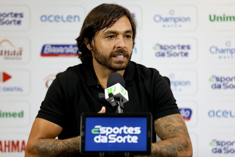 Ricardo Goulart anuncia aposentadoria do futebol: ‘Temos que saber nos retirar’