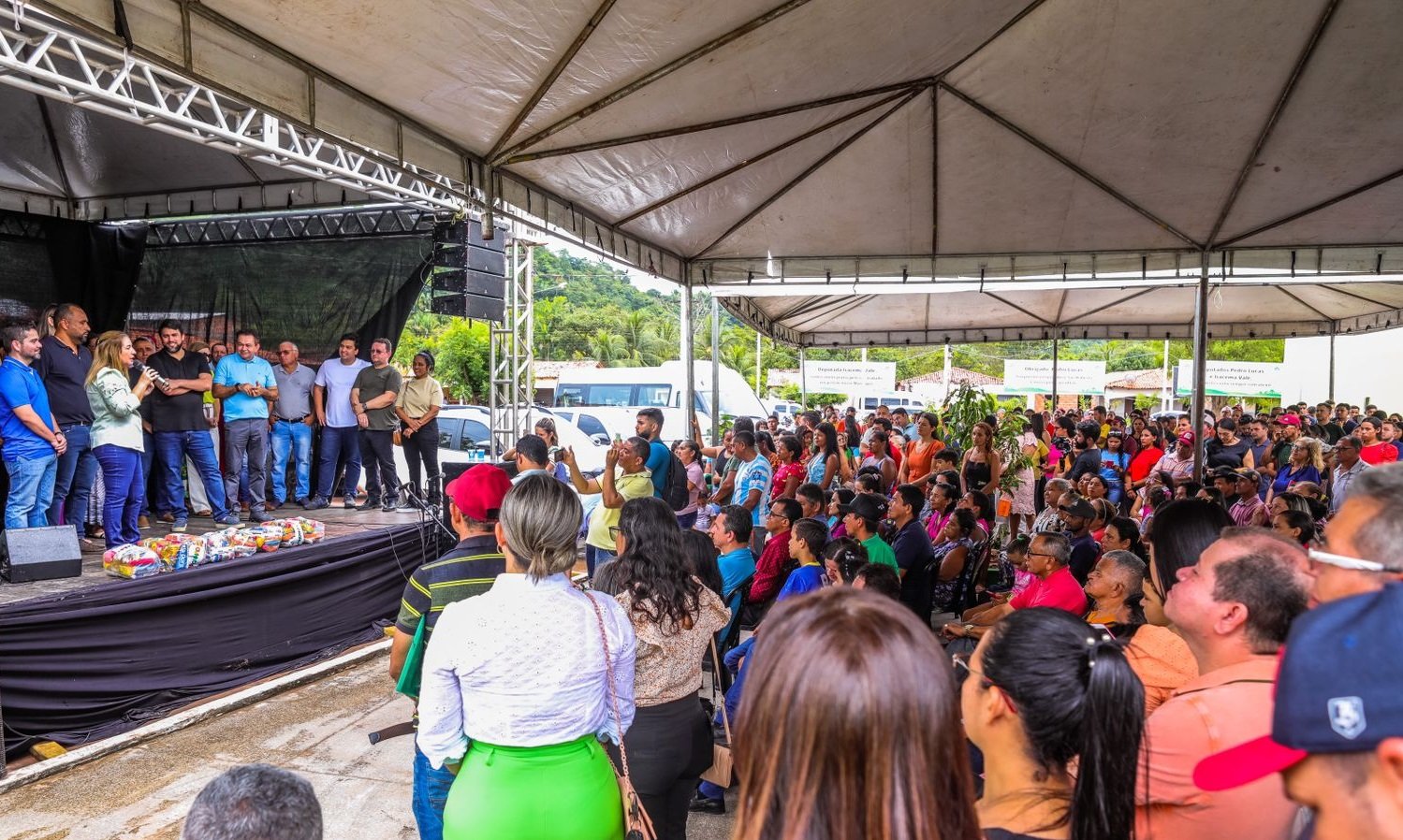 Iracema Vale colocou a Assembleia Legislativa à disposição do município de São Roberto