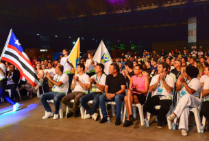 Fernando Braide participa de abertura do JUBs Praia, em São Luís