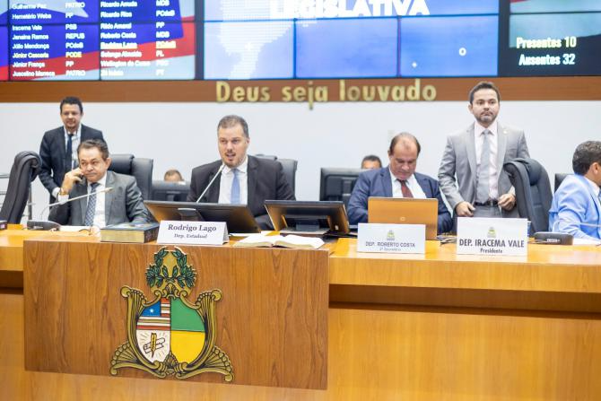 Aprovada MP que garante reajuste aos professores da educação básica do Maranhão