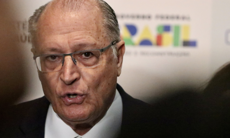 Geraldo Alckmin: Vice-presidente cita Juscelino Kubitschek e diz que novo governo já fez ‘mil dias em cem’