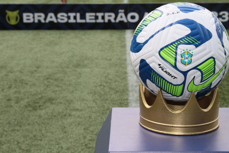 Campeonato Brasileiro 2023 começa com homenagens ao Rei Pelé Campeonato Brasileiro 2023 começa com homenagens ao Rei Pelé