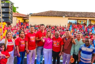 Heliezer do Povo reúne multidão para a maior convenção política da história de Peri-Mirim.