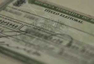 Prazo para tirar o título de eleitor acaba amanhã (6); saiba como fazer