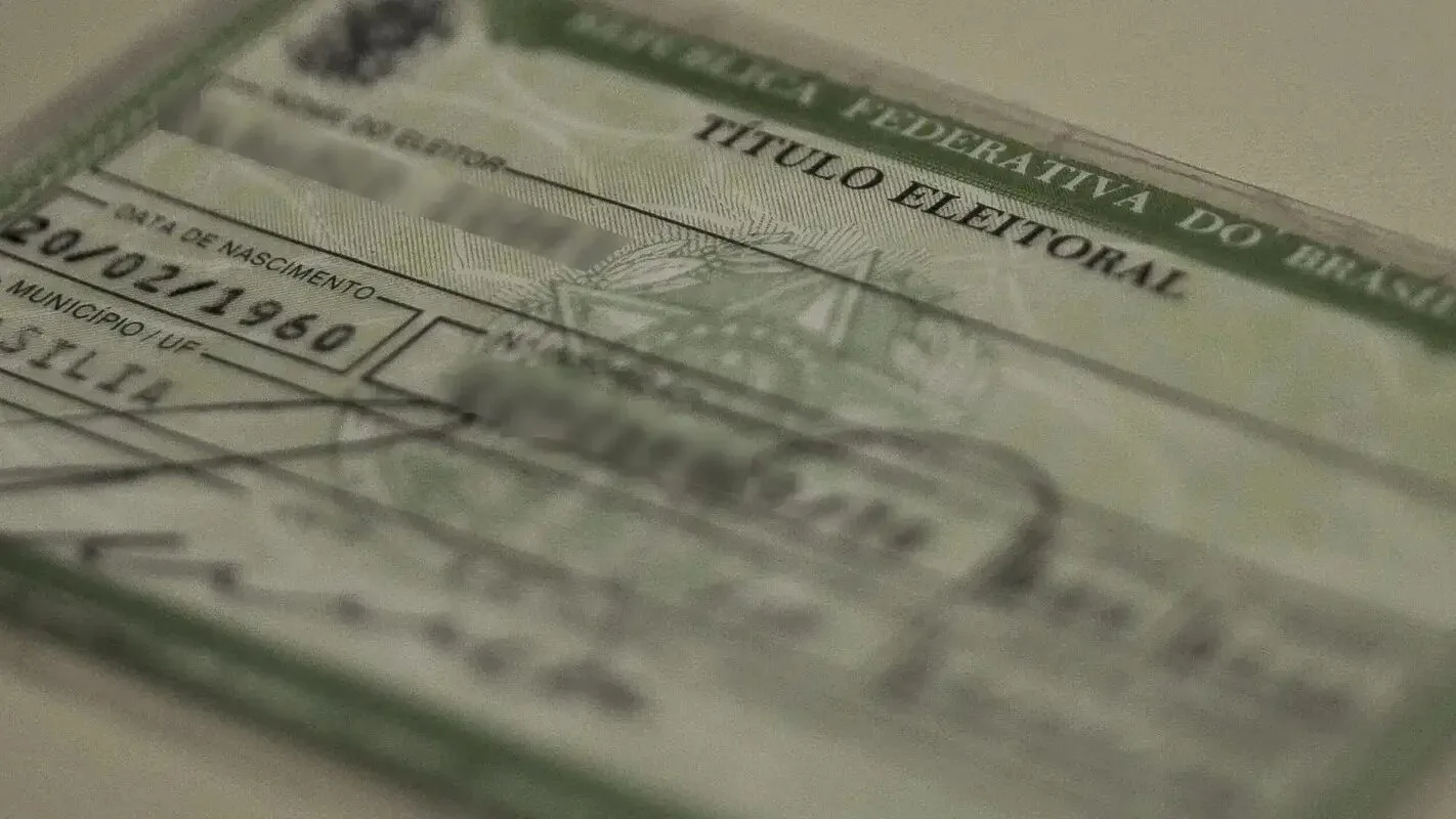 Prazo para tirar o título de eleitor acaba amanhã (6); saiba como fazer